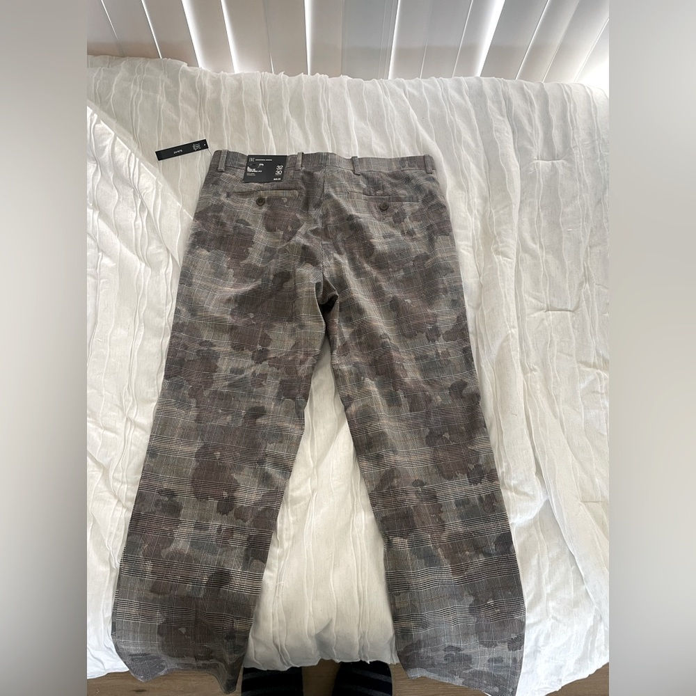 Men’s Slacks - Picture 2 of 2
